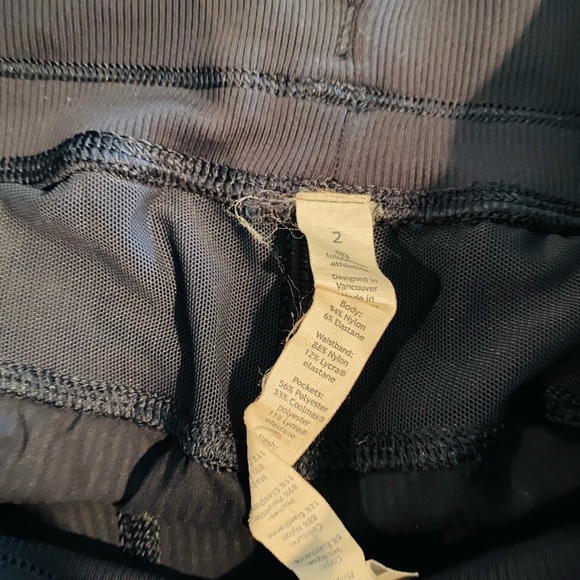 Lululemon Cropped Dancer Joggers - Picture 3 of 3